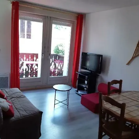 Le Pheny Apartment
